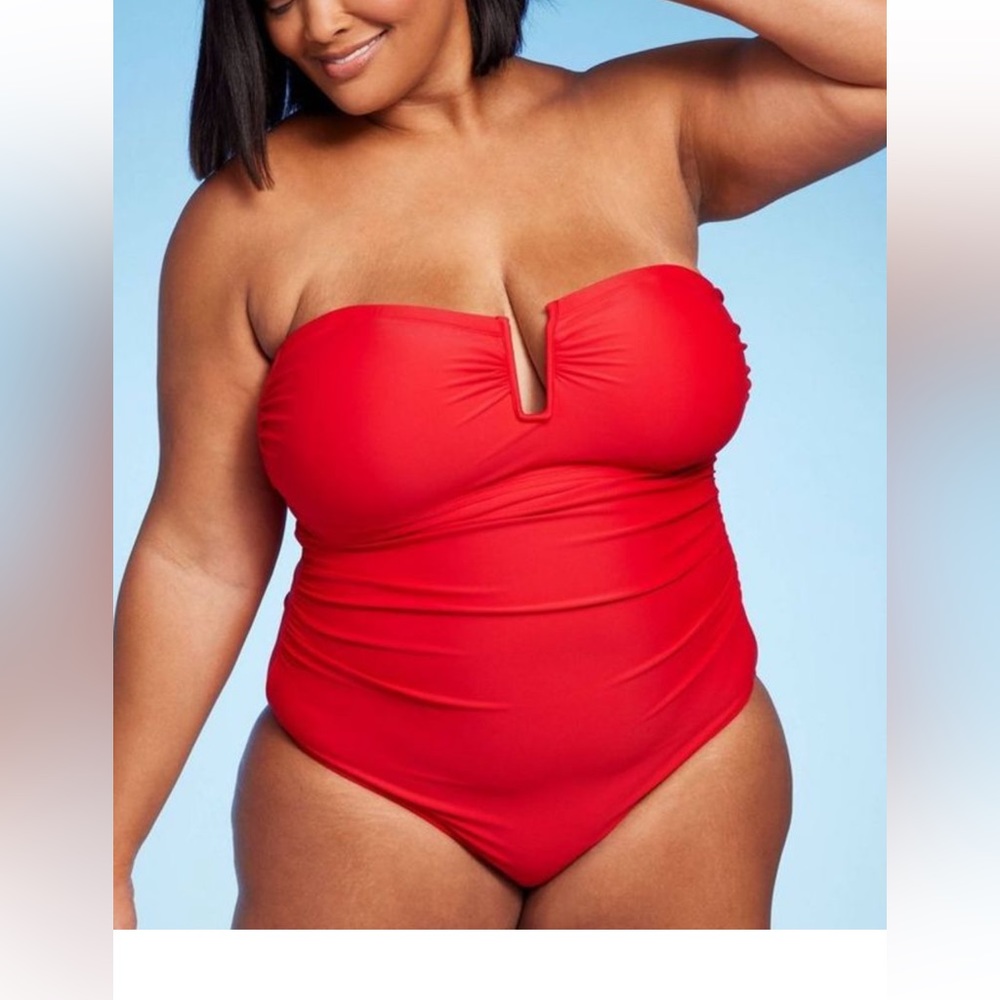 Kona Sol u wire bathing suit. Size 22